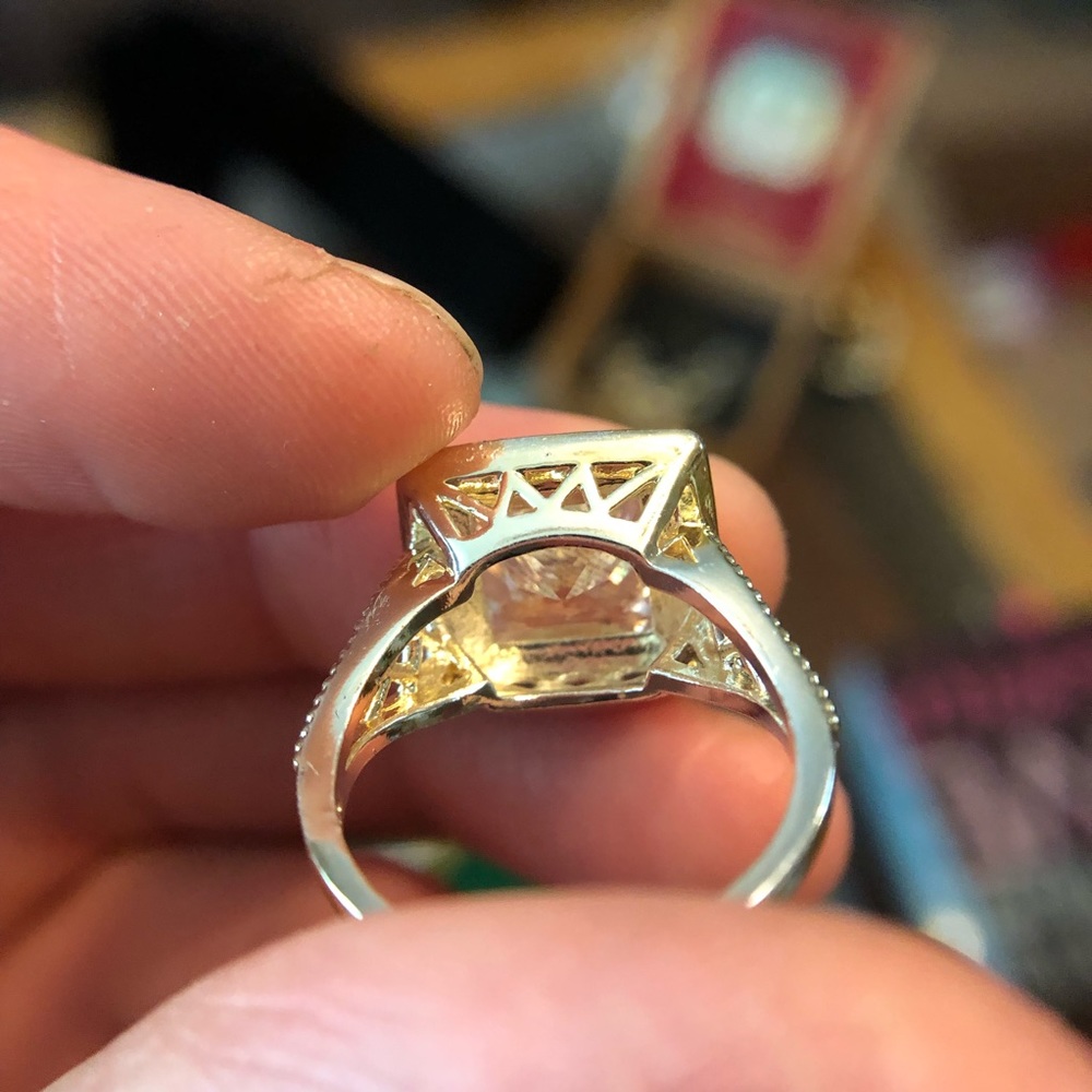 Costume ring - Picture 7 of 7